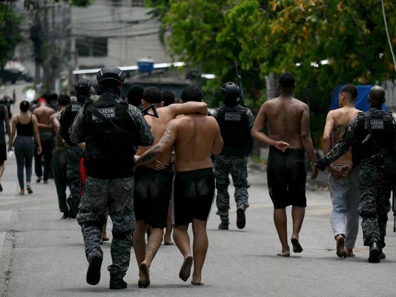 Mais de 41% dos brasileiros afirmam conviver com crime organizado nos bairros onde&nbsp;moram