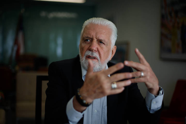 PF mira líder do governo Lula no Senado em nova fase da Operação Compliance Zero