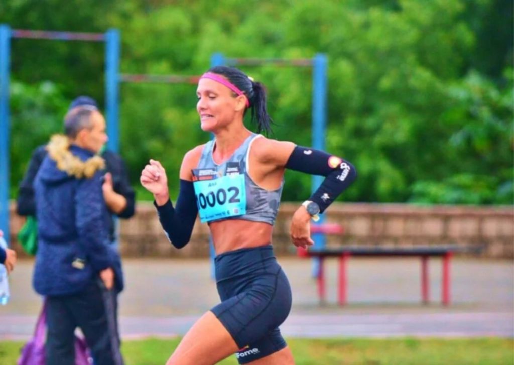 Atleta currais-novense vence entre as brasileiras corrida internacional.
