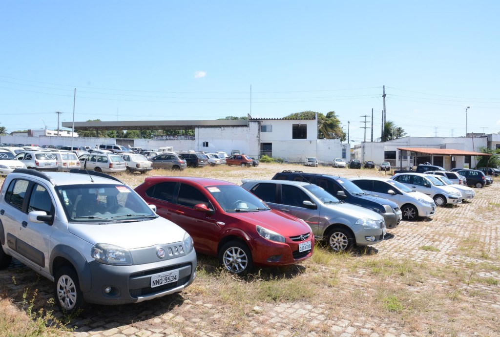 Governo do RN abre leilão online com cerca de 250 lotes de veículos e sucatas a partir de R$ 100.