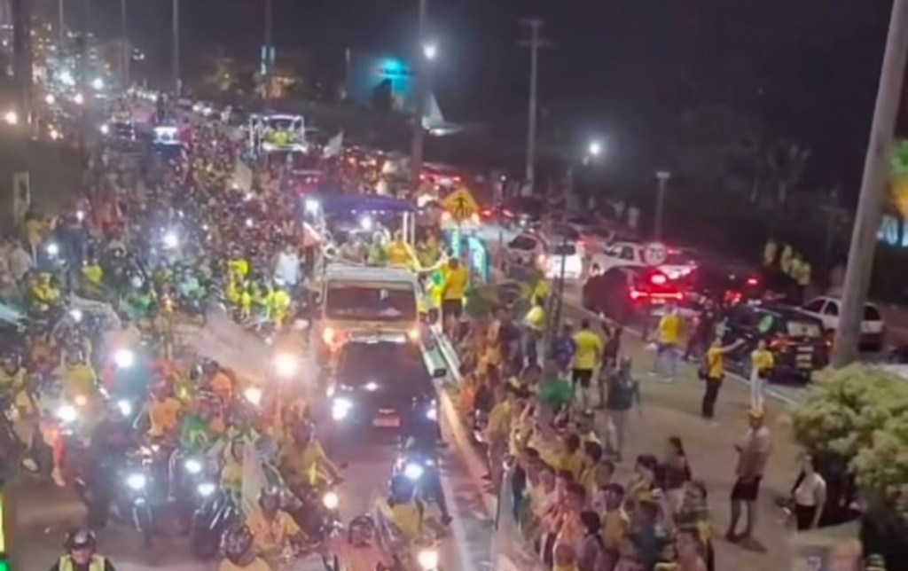 Natal Parou: Com multidão nas ruas, Flávio Bolsonaro e General Girão consolidam a força da direita no RN ao lado de Álvaro Dias