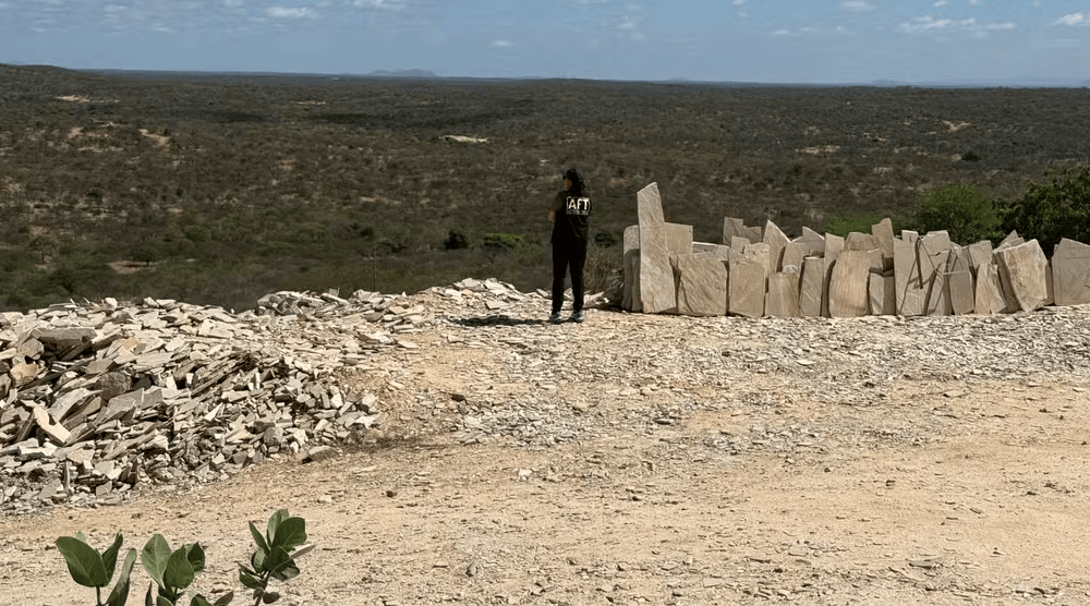 Operação Resgate: Fiscalização flagra 37 pessoas em situação análoga à escravidão em pedreira do&nbsp;Seridó
