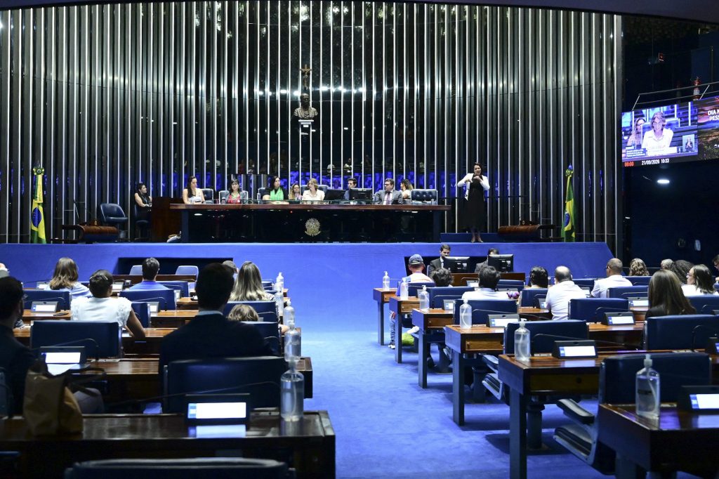 Senado aprova aumento do limite do MEI para R$ 140 mil e perdão de&nbsp;dívidas